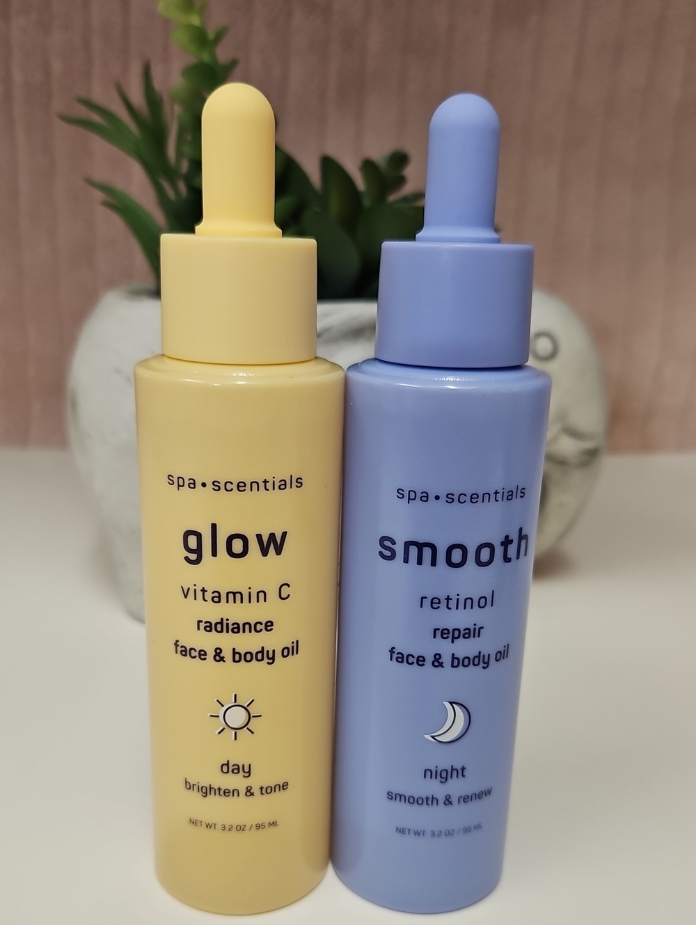SPA • SCENTIALS GLOW VITAMIN C & SMOOTH RETINOL OILS FOR FACE AND BODY